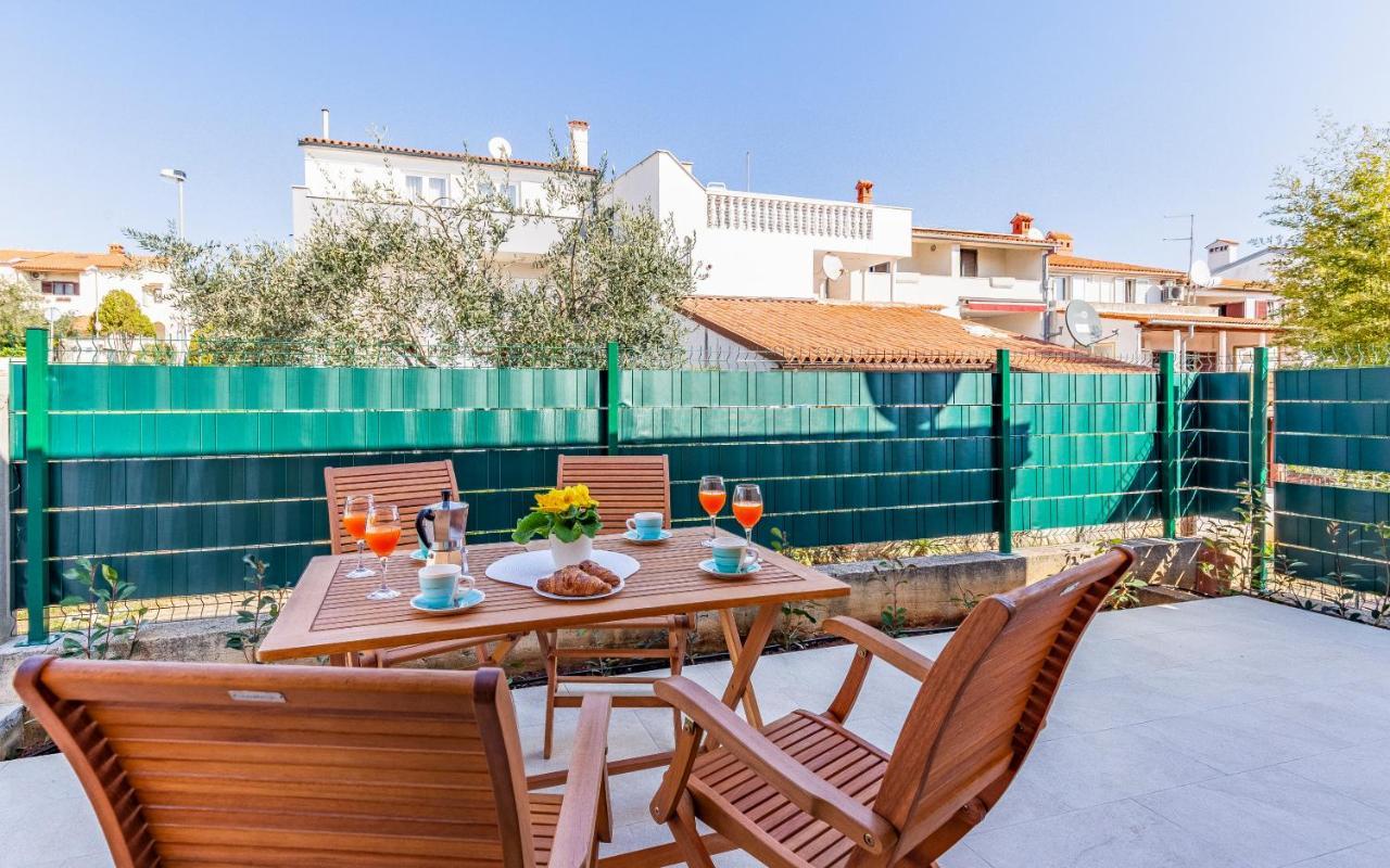 Blue Pula, New, Family Friendly, Comfortable, Free Parking And Wifi Apartmán