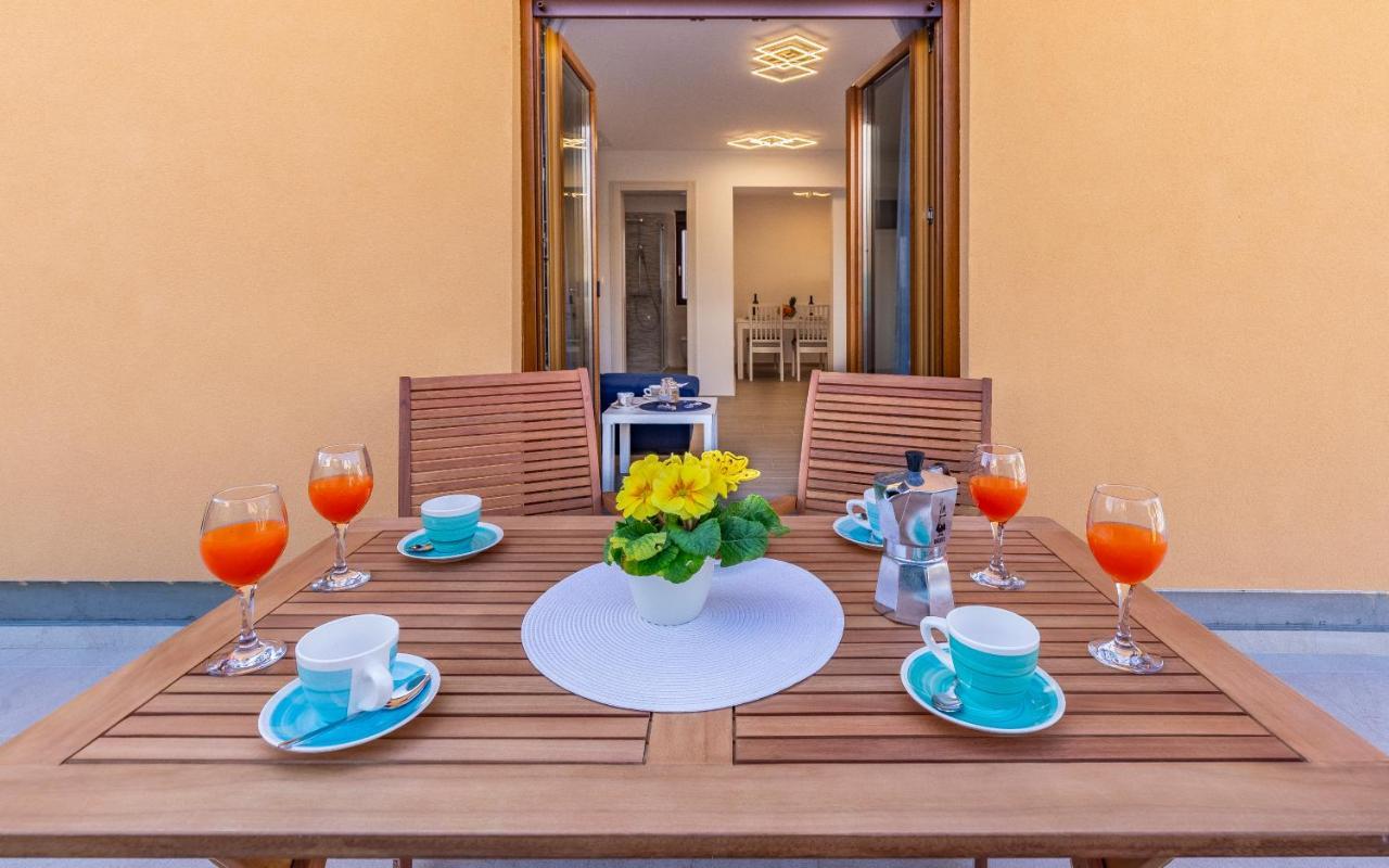 Blue Pula, New, Family Friendly, Comfortable, Free Parking And Wifi Apartmán